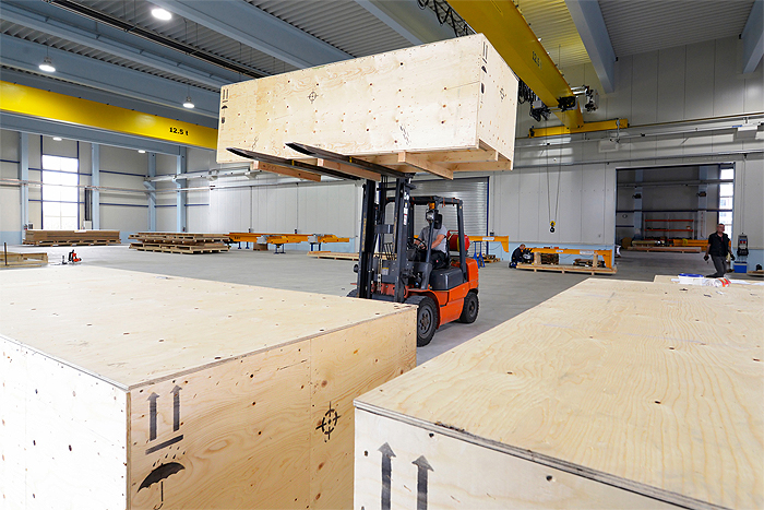 © industrieblick Große Überseekisten