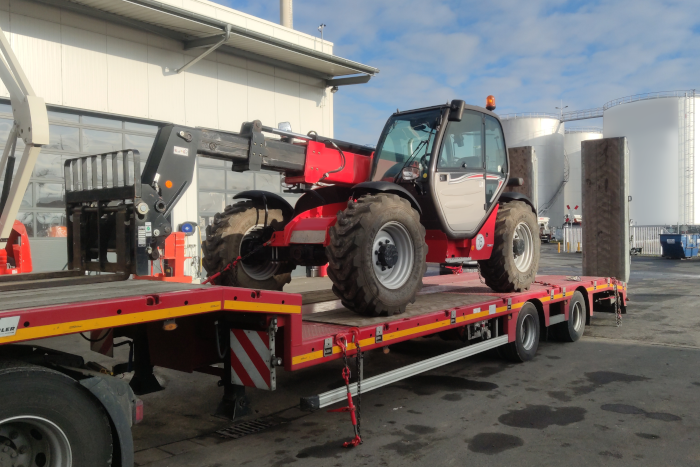 Ein Manitou Bau-Teleskoplader MHT 10135 ST5. © DTH Service GmbH - Maintal Ein Manitou Bau-Teleskoplader MHT 10135 ST5. © DTH Service GmbH - Maintal