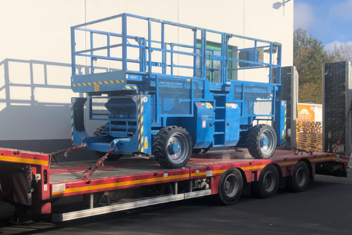 Eine Genie 4x4 Gelände-Scherenarbeitsbühne. © DTH Service GmbH - Maintal Eine Genie 4x4 Gelände-Scherenarbeitsbühne. © DTH Service GmbH - Maintal