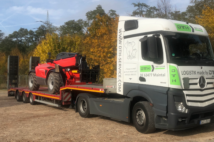 Ein 4x4 Teleskopgabelstapler von Manitou. © DTH Service GmbH - Maintal Ein 4x4 Teleskopgabelstapler von Manitou. © DTH Service GmbH - Maintal