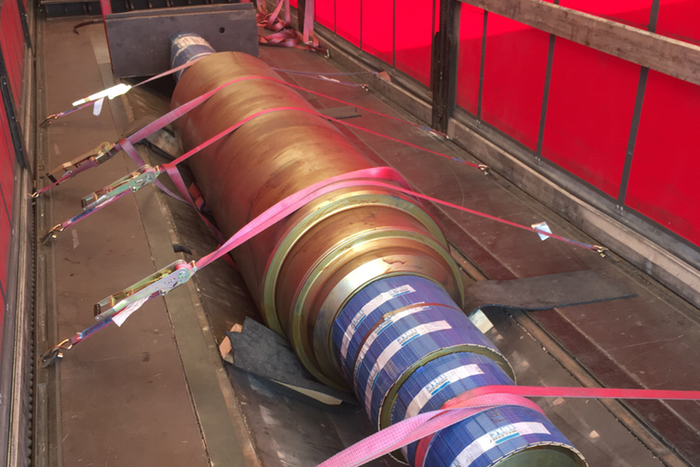 Eine 14t schwere Getriebewelle für ein Frachter